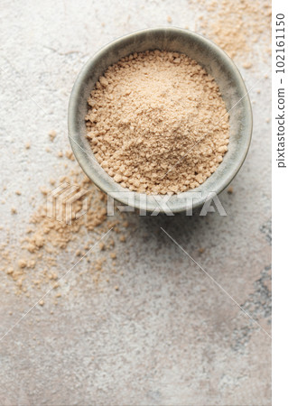 Hickory smoked sea salt Hickory smoked sea salt 102161150