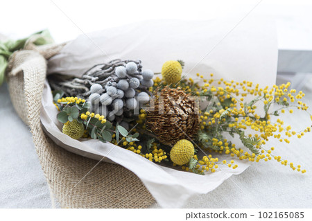 Bouquet of dried flowers Bouquet of dried flowers 102165085