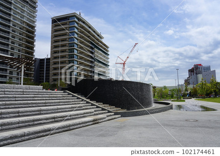 Development of the site of the former athletes' village, which is being redeveloped in Harumi 5-chome (Chuo-ku, Tokyo) 102174461