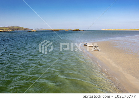 Seals swimming and and resting at Gweebarra bay - County Donegal, Ireland Seals swimming and and resting at Gweebarra bay - County Donegal, Ireland 102176777
