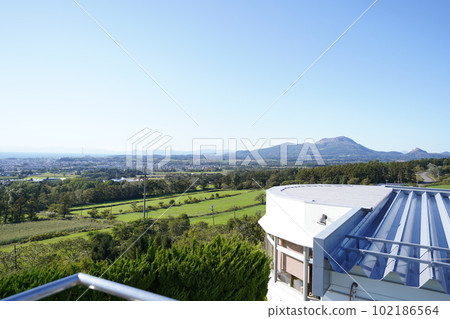 View from Usuzan service area in fine weather 102186564