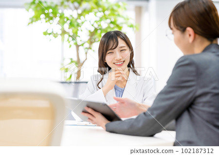 同事，業務場景 102187312