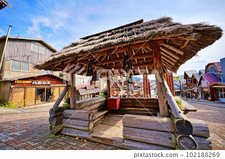 Scenery of Lake Akan Ainu Kotan 102188269