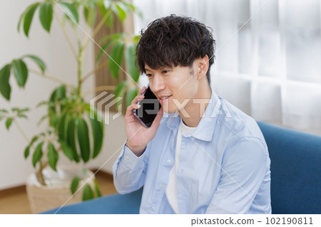 一個打電話的人 一個打電話的人 102190811