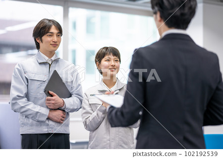 同事，業務場景 102192539