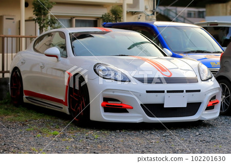 Parking sports car Parking sports car 102201630
