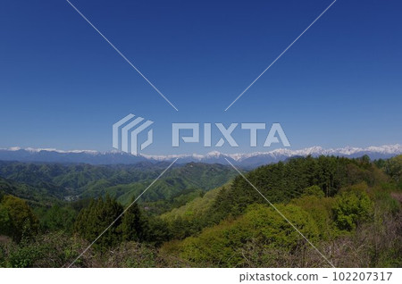信州長野 從大岡阿爾卑斯展望公園眺望北阿爾卑斯(春季) 信州長野 從大岡阿爾卑斯展望公園眺望北阿爾卑斯(春季) 102207317