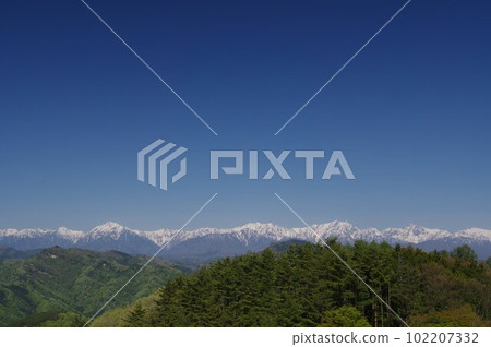 信州長野 從大岡阿爾卑斯展望公園眺望北阿爾卑斯(春季) 信州長野 從大岡阿爾卑斯展望公園眺望北阿爾卑斯(春季) 102207332