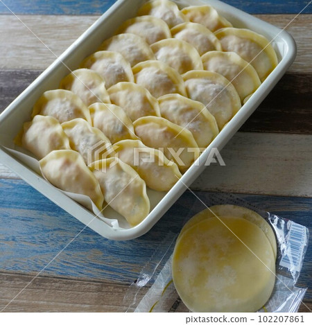 《包餃子》 102207861