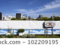 在廣島和平紀念公園安裝圍欄以加強安全，為 G7 峰會做準備 102209195