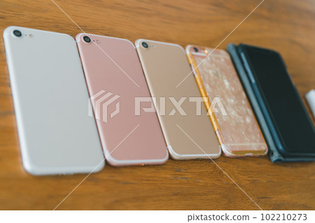 多個智能手機 多個智能手機 102210273