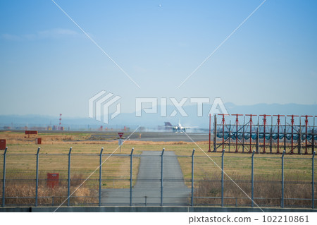 [從京濱島綠道公園看到的 16R 號跑道著陸] 102210861
