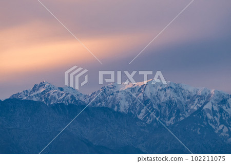 “長野縣”北阿爾卑斯山脈/黃昏 “長野縣”北阿爾卑斯山脈/黃昏 102211075