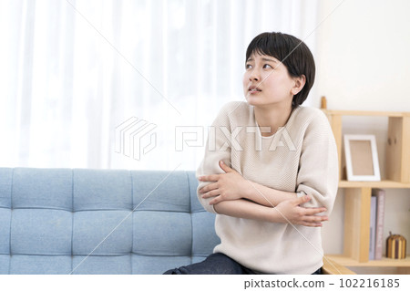 怕冷的女人，怕冷，怕冷，身體不好 102216185
