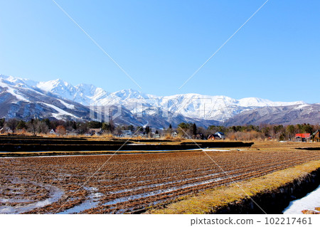 三月從白馬村出發的北阿爾卑斯 美麗的北阿爾卑斯 白雪皚皚的北阿爾卑斯 102217461