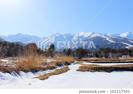 三月從白馬村出發的北阿爾卑斯 美麗的北阿爾卑斯 白雪皚皚的北阿爾卑斯 102217501