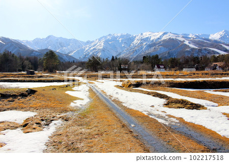 三月從白馬村出發的北阿爾卑斯 美麗的北阿爾卑斯 白雪皚皚的北阿爾卑斯 三月從白馬村出發的北阿爾卑斯 美麗的北阿爾卑斯 白雪皚皚的北阿爾卑斯 102217518