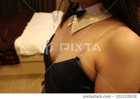 兔女郎 102220028