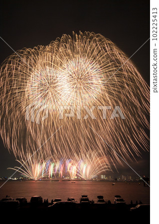 [Mie Prefecture] Kuwana Suigo Fireworks Festival 102225413