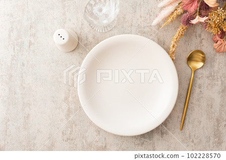 Table setting, top view Table setting, top view 102228570