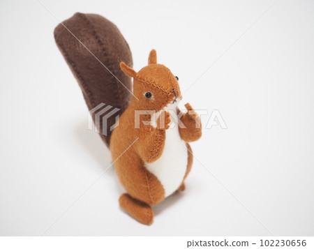 Felt work squirrel 102230656