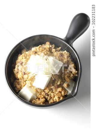 白底豆腐多的麻辣麻婆豆腐鳥瞰圖 102231183