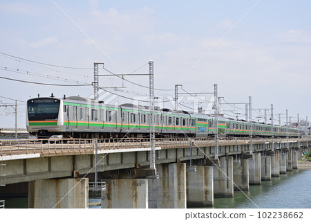 東海道本線茅崎-平塚 JR 東 E233 系 3000 系 E-07 編隊（Kozu） 102238662