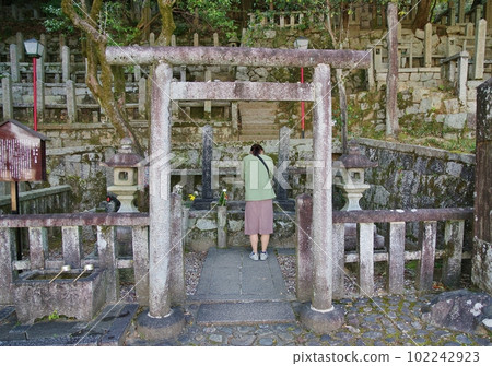 京都驪山護國神社 102242923