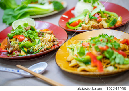 Vietnamese-style yakisoba noodles 3 items Vietnamese-style yakisoba noodles 3 items 102243068