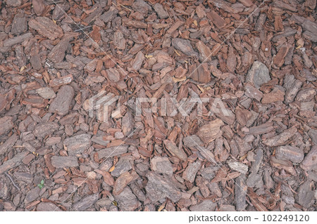 Shredded Pine Bark Mulch