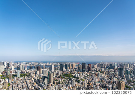 [Tokyo] Tokyo bay area with blue sky 102250075