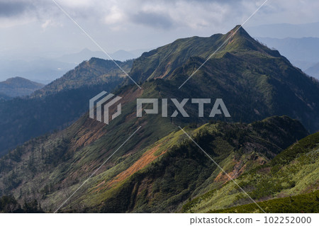 Mount Kengamine as seen from Mount Hotaka 102252000