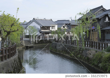 The streets of Sawara where many historical buildings remain The streets of Sawara where many historical buildings remain 102253973