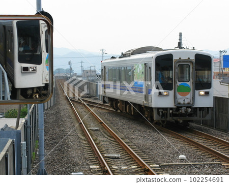 Tosa Kuroshio Railway Asa Line (Gomen Nahari Line) Type 9640, change trains at the station 102254691
