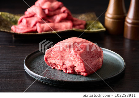 美式牛舌塊橫切面 102258911