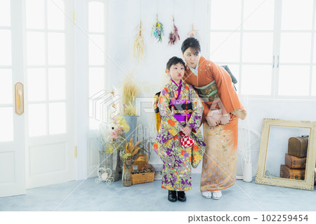 Parent and child kimono photo studio Shichigosan 102259454