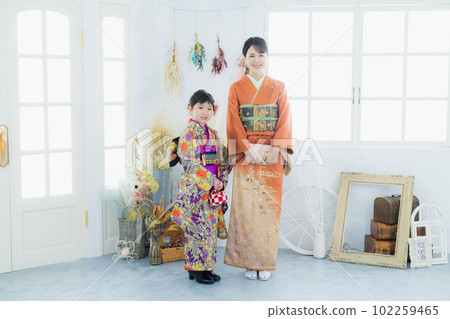 Parent and child kimono photo studio Shichigosan 102259465
