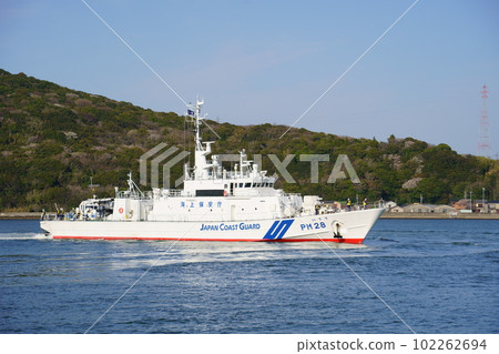 Japan Coast Guard patrol boat/Isuzu 102262694