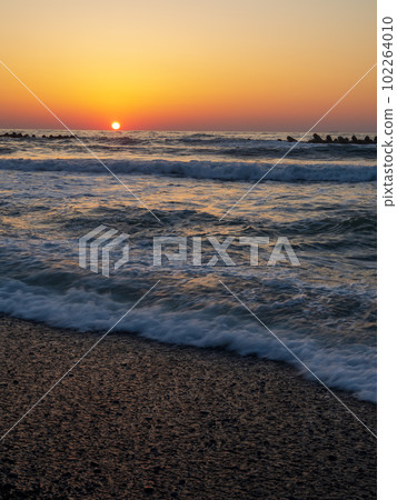 黃昏海岸 黃昏海岸 102264010