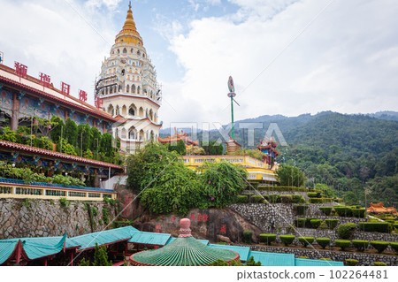 Buddhist Temple of Supreme Bliss Kek Lok Si in Penang 102264481