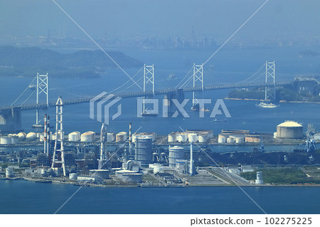 [香川縣]天氣晴朗的瀨戶大橋和盤之洲 102275225