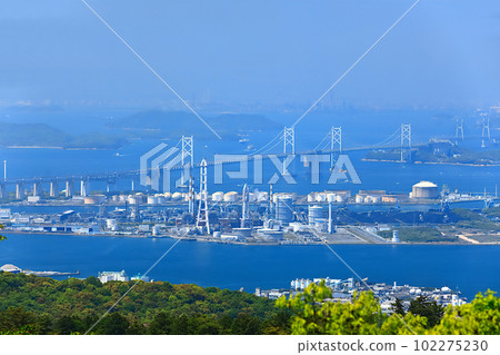 [香川縣]天氣晴朗的瀨戶大橋和盤之洲 102275230