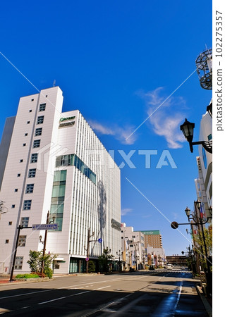 釧路市中央圖書館和北大通的風景 釧路市中央圖書館和北大通的風景 102275357