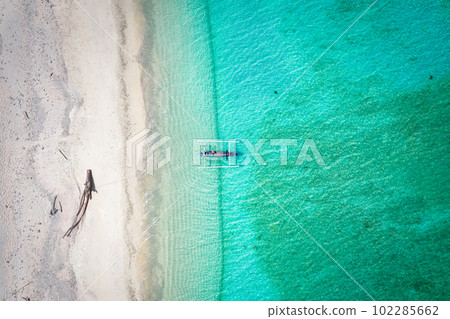 Aerial view of Gili Meno in Lombok, Bali, Indonesia Aerial view of Gili Meno in Lombok, Bali, Indonesia 102285662