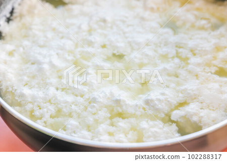 making cheese at home making cheese at home 102288317