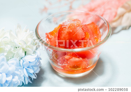 tomato with sugar tomato with sugar 102289038