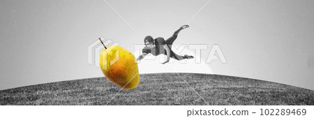 Young man, american football player in uniform catching pear instead of ball monochrome background. Contemporary art collage. Banner for ad Young man, american football player in uniform catching pear instead of ball monochrome background. Contemporary art collage. Banner for ad 102289469