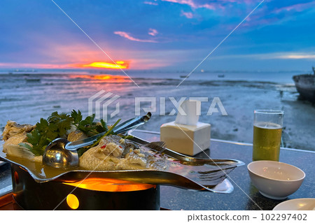 Pattaya seaside seafood Pattaya seaside seafood 102297402
