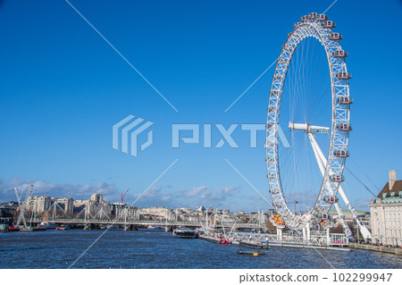 London with a big Ferris wheel London with a big Ferris wheel 102299947