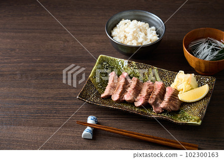 牛舌套餐 102300163